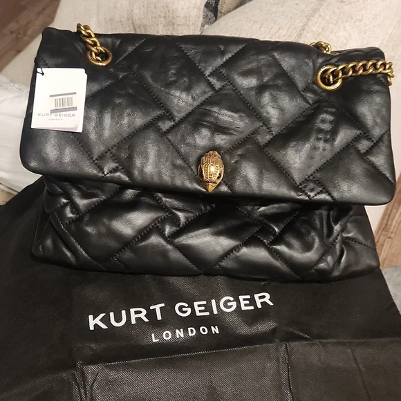 XXL Kensington Soft Quilted Leather Shoulder Bag Authentic - Picture 1 of 15